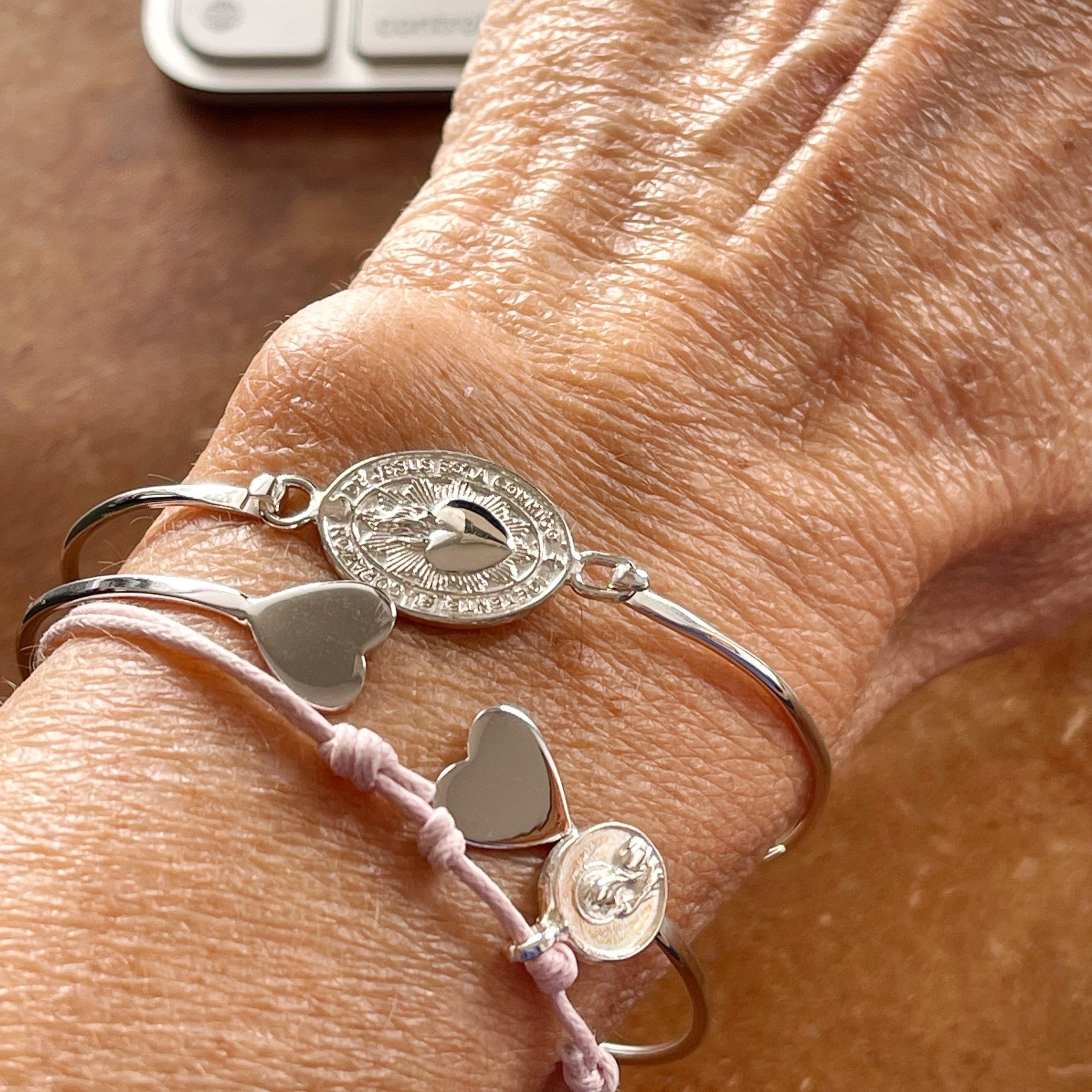 PULSERA VIRGEN NIÑA 9MM