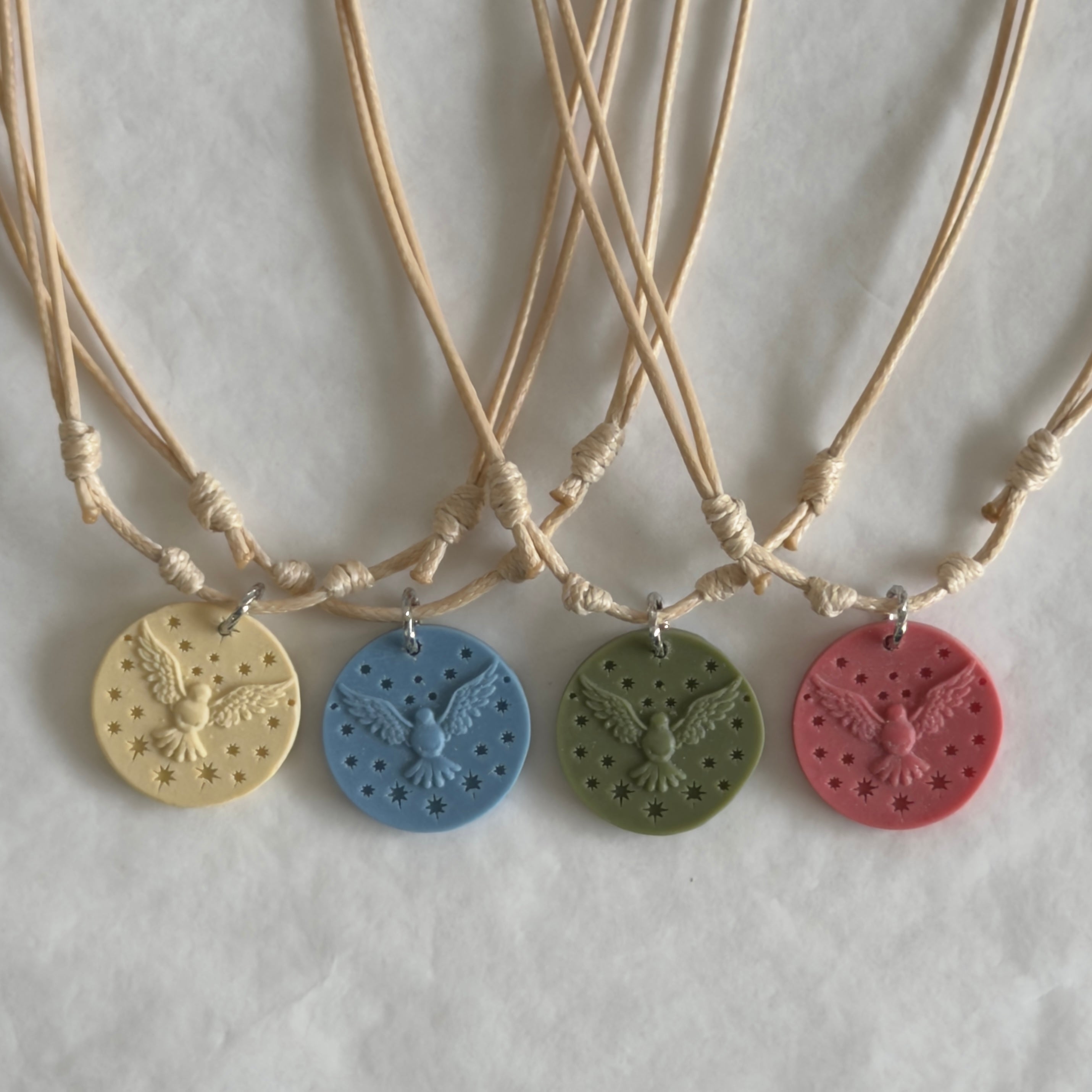 COLLAR ESPIRITU SANTO