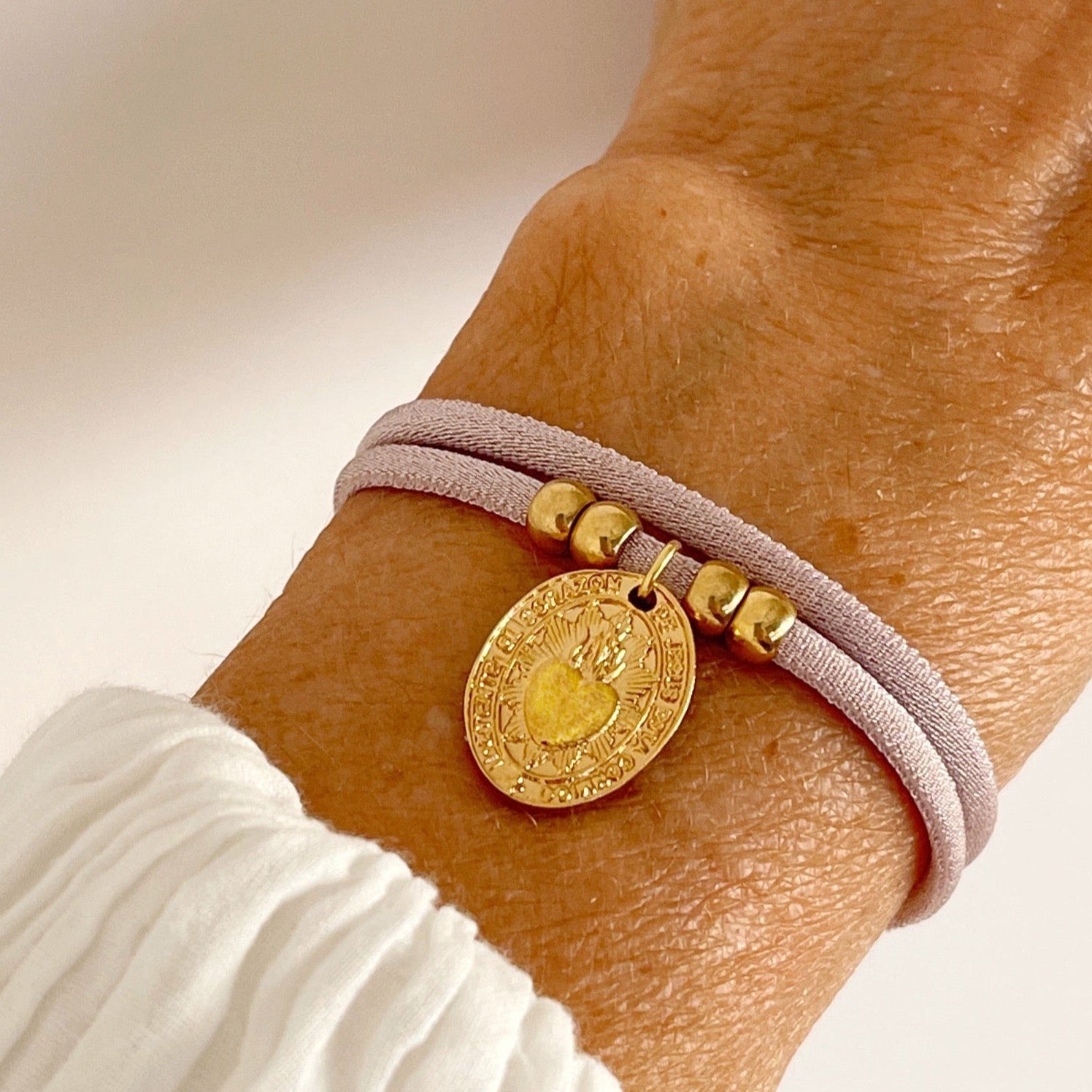 SACRED HEART NECKLACE/BRACELET WITH STRETCH