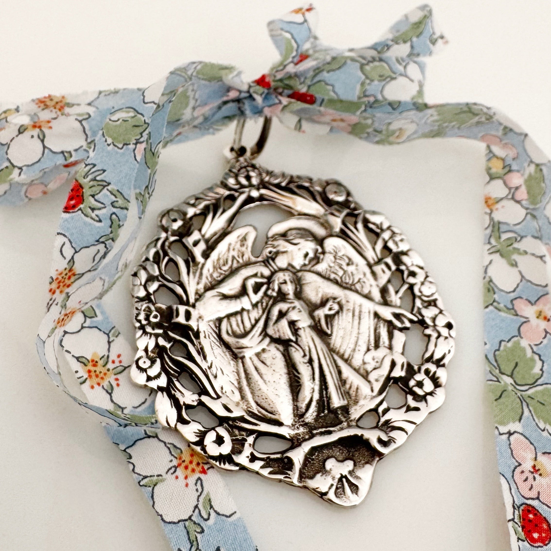 CUNERO ANGEL FILIGRINA