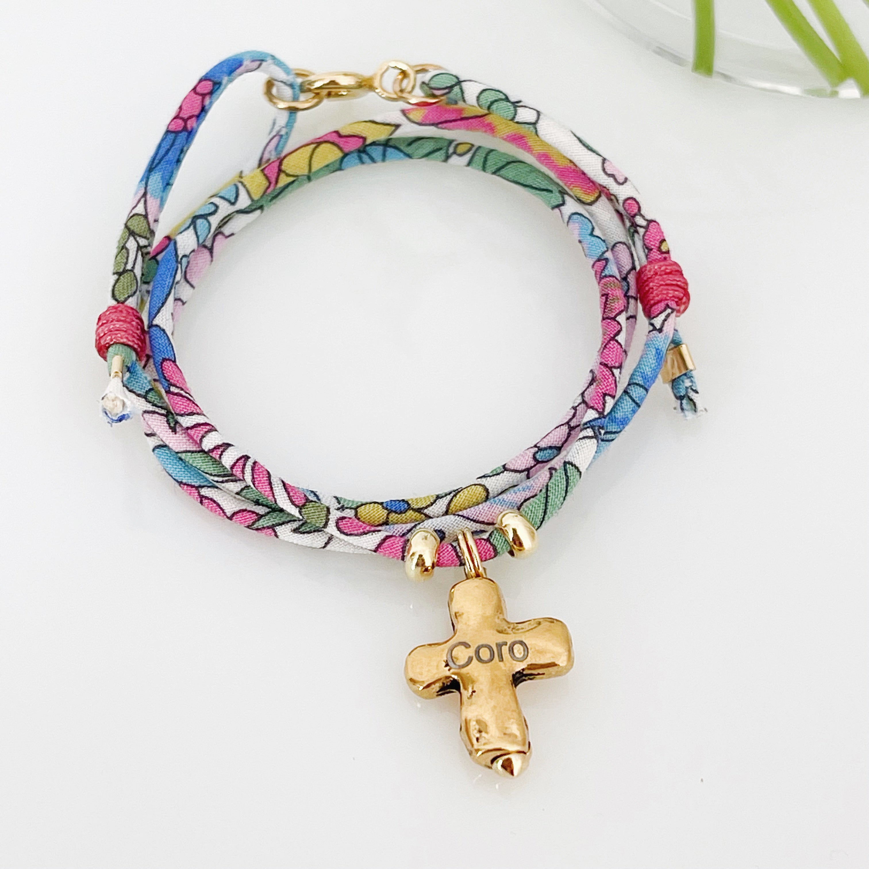 CROSS NECKLACE WITH LIBERTY CORD