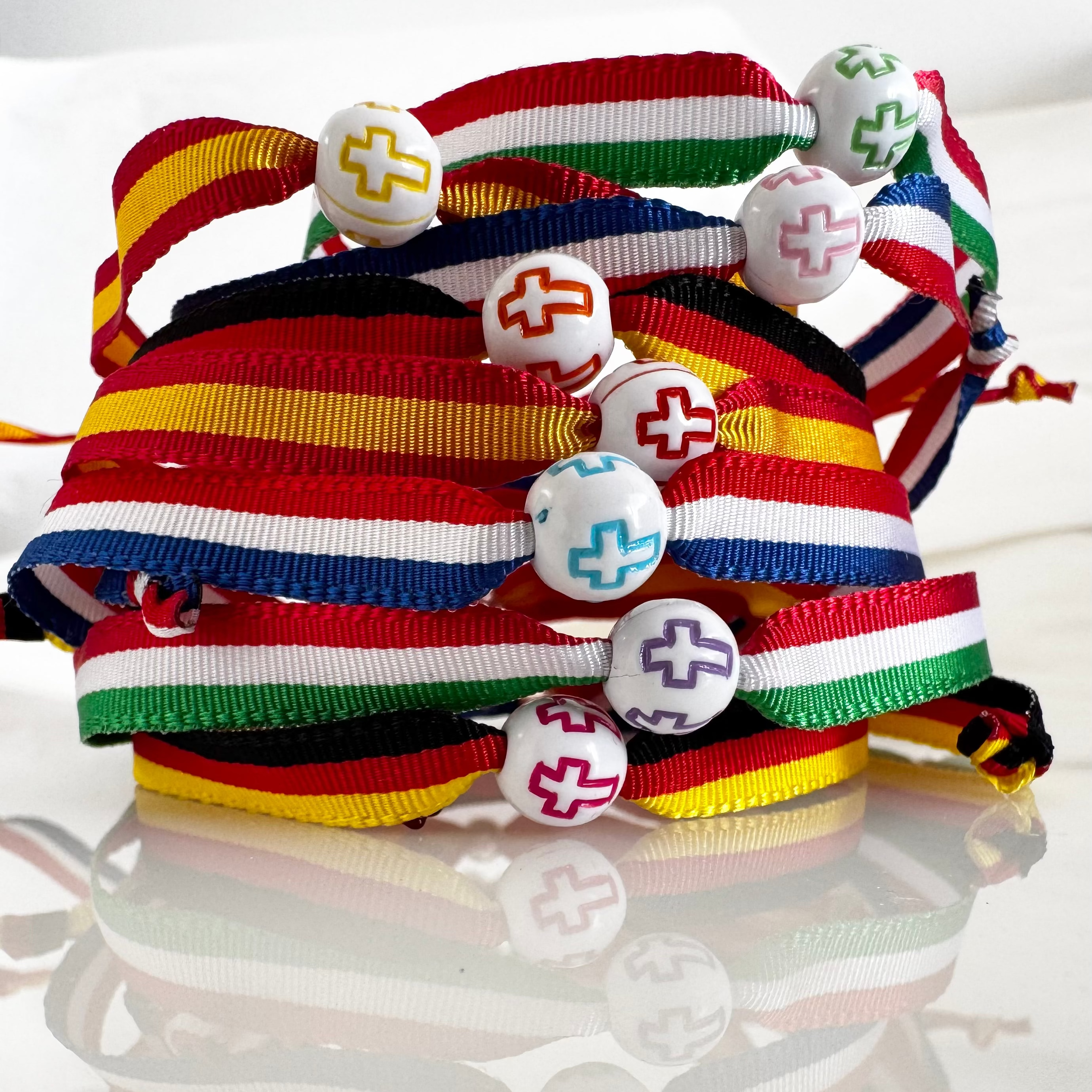 PULSERA BOLITA CRUZ BANDERA