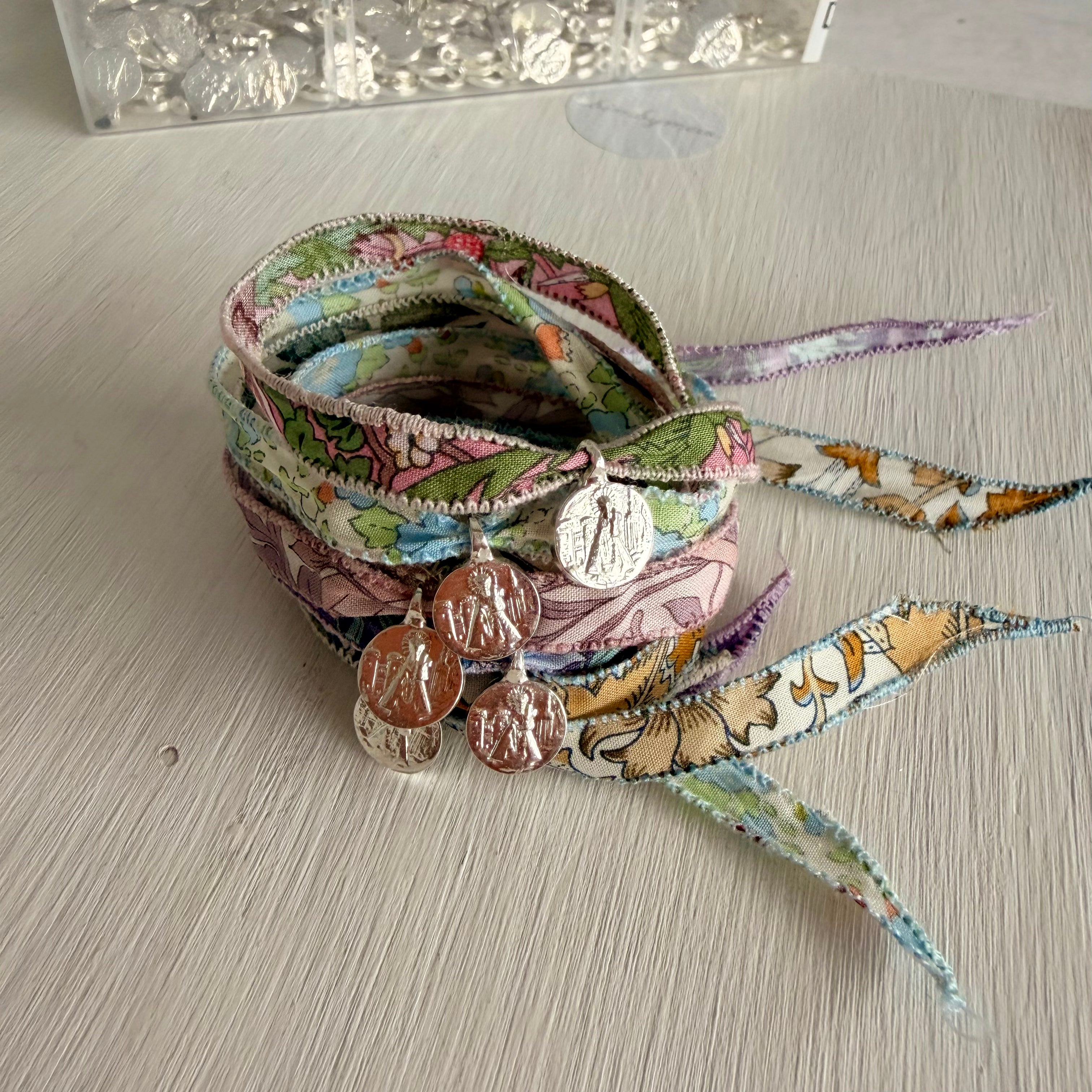 MINI SCAPULAR MEDAL LIBERTY BRACELET